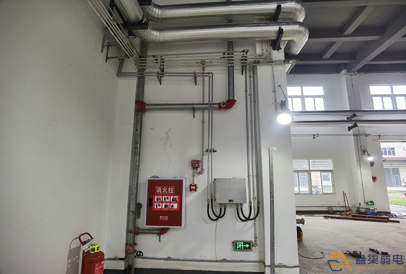 成都智能工廠—防爆攝像機(jī)的功能特性有哪些？