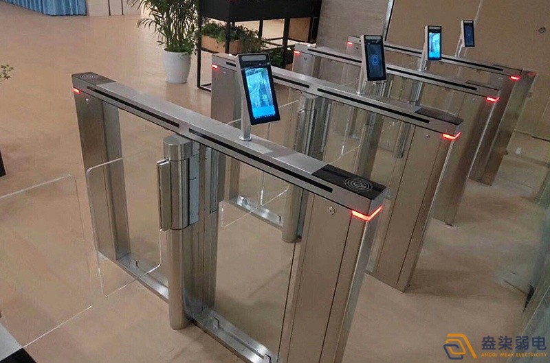企業(yè)微信禁考勤一體機(jī)，快試試！